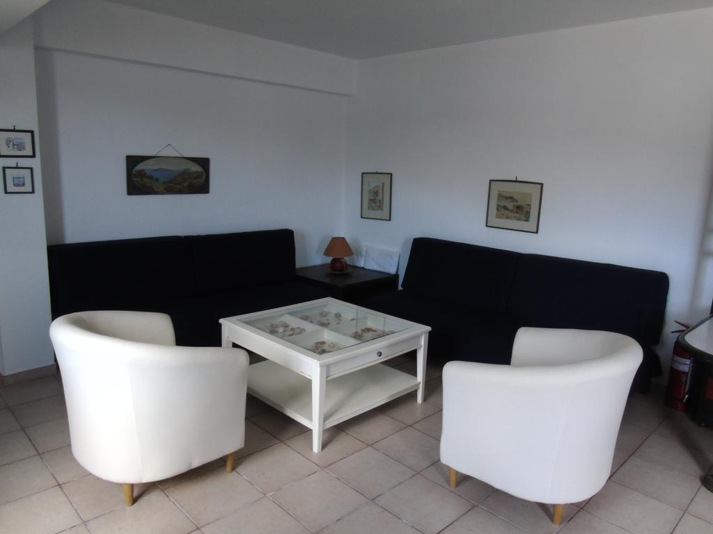 Kapsálion Mely Hotel מראה חיצוני תמונה
